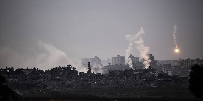 İsrail bir okulu ve dokuz evi bombaladı! Çok sayıda ölü ve yaralı var