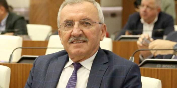 Serik Belediye Başkanı Aputkan AK Parti'den istifa etti