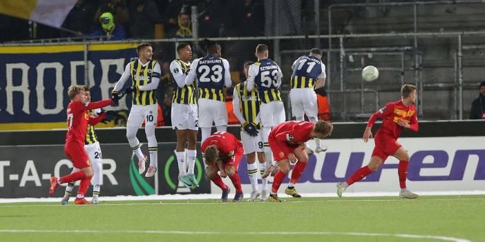Fenerbahçe Konferans Ligi'nde deplasmanda ağır mağlubiyete engel olamadı