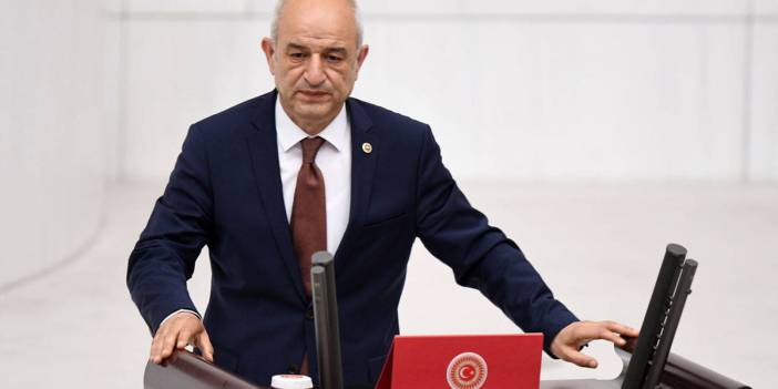 Saadet Grubu düşmüştü: CHP Milletvekili Ali Fazıl Kasap, Saadet Partisi'ne geçti
