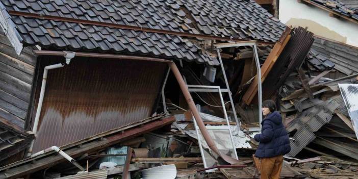 Japonya'daki depremlerde can kaybı 64'e yükseldi