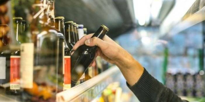 Enflasyon verilerinin ardından belli oldu: Alkollü içkilere ÖTV zammı