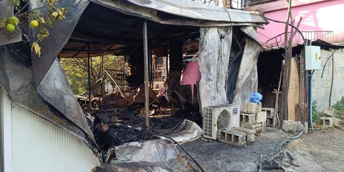 Hatay'da prefabrik ev kül oldu: 2 çocuk hayatını kaybetti