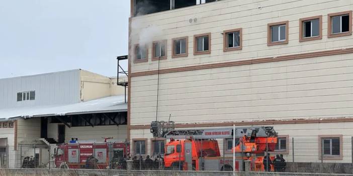 Erzurum'da et işleme fabrikasında yangın