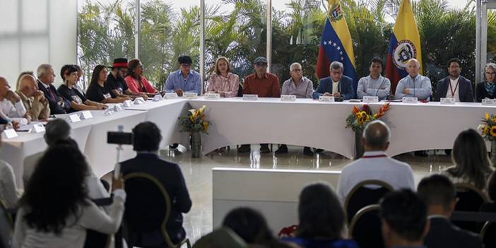 Kolombiya ve ELN isyancı grubu anlaştı: Ateşkese devam