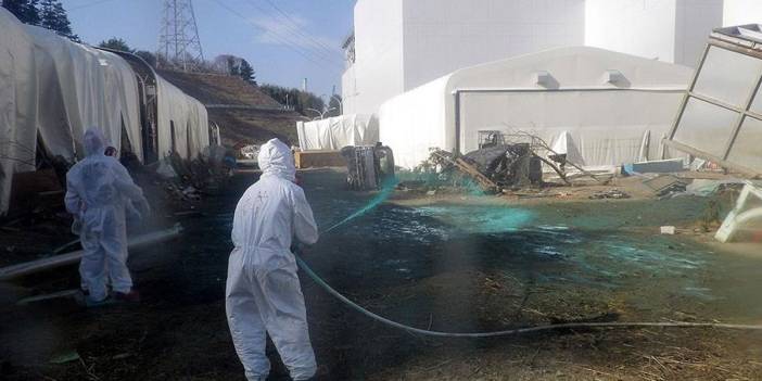 Fukuşima'da sızıntı alarmı: Radyoaktif madde içeren 5,5 ton su toprağa karıştı