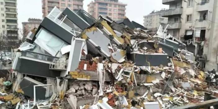 Depremde yıkılan binalarla ilgili bitmek bilmeyen skandallar: Ezgi Apartmanı’nda perde betonu da kesmişler