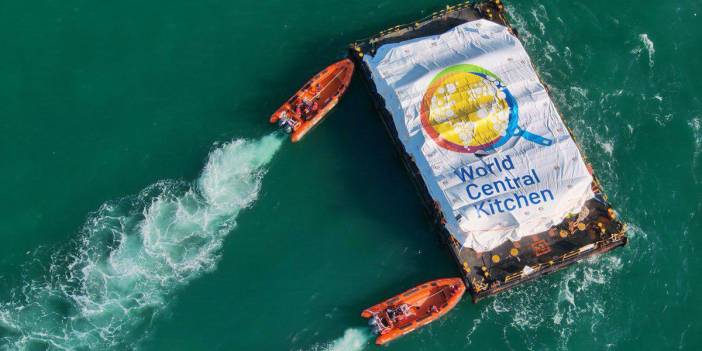 Gazze’ye denizden ilk gıda yardımı ulaştı: İkinci gemi hazırlanıyor