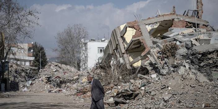 Bakan Işıkhan: Deprem bölgesinde mücbir sebep hali uzatıldı