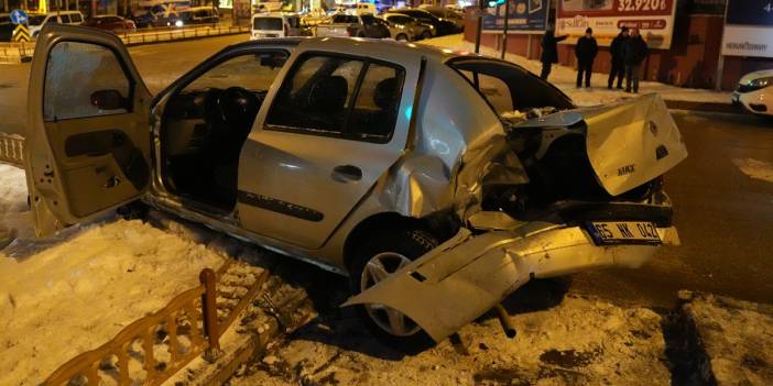 Erzurum'da buzlanma sonrası zincirleme kazalar: 48 araç birbirine girdi