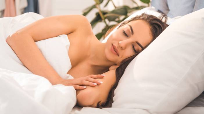 Nöroloji uzmanı anlattı: Bu üç kural sizi mışıl mışıl uyutacak!