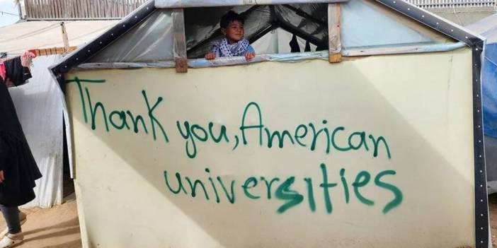 Filistinlilerden ABD'li öğrencilere teşekkür: Kaldıkları çadırlara yazdılar