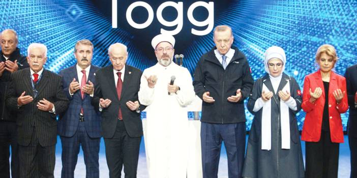 Diyanet İşleri Başkanı Erbaş TOGG'a dua etti, Audi'ye bindi