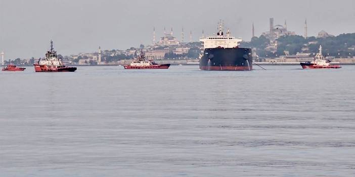 İstanbul Boğazı’nda gemi trafiği durdu