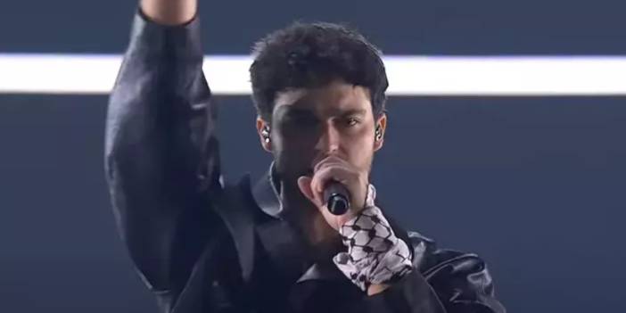 Eurovision’a Filistin ‘kefiyesiyle’ çıktı