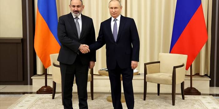 Putı̇n ve Paşinyan anlaşmaya vardı: Rus güçleri Ermenistan'dan çekilecek