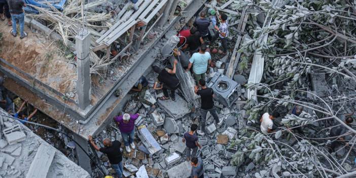 Gazze'de can kaybı 35 bin 984'e yükseldi