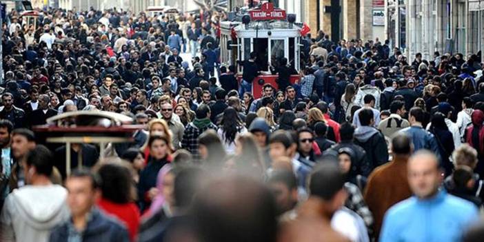 İPA'dan İstanbul raporu: Ekonomik kriz ve trafik depremi unutturdu