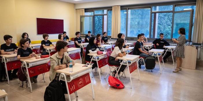 Eğitimde yeni dönem: Çoklu yabancı dil modeli tüm ortaokullara geliyor! İkinci yabancı dil olarak Almanca geliyor