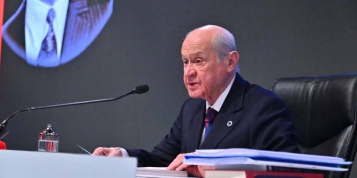 Bahçeli'den Anayasa tartışmalarına tepki: Anayasa'nın ilk 4 maddesine şaşı bakanlar bizim için yok hükmündedir