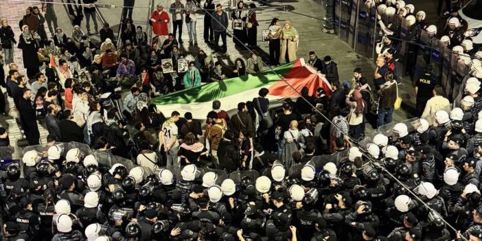 İktidar İsrail'le ticareti değil protesto edenleri engelledi... Gençler şafak baskınıyla gözaltına alındı