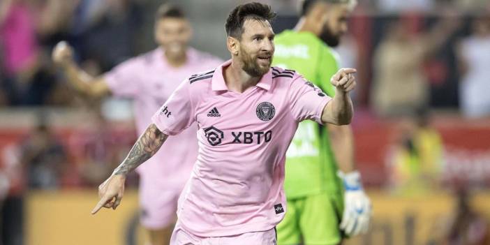 Lıonel Messı'den yıllar sonra gelen tarihi itiraf! Kariyerinin en iyi golünü açıkladı: İşte Manchester'a attığı o kafa golü