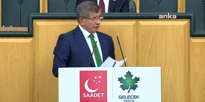 Davutoğlu kürsüde ağladı: Alnı secdeye gidenlerin iktidarında bunları mı yaşayacaktık?