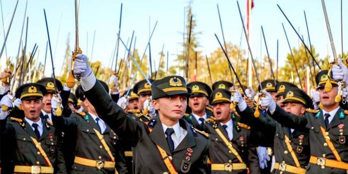 İhracı istenen teğmenlerin avukatlarından açıklama: On yıllardır devam eden bir gelenek