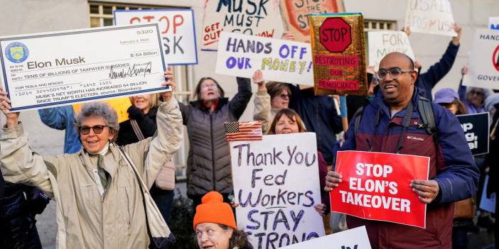 Washington'da Elon Musk'ın hükümet üzerindeki etkisi protesto edildi