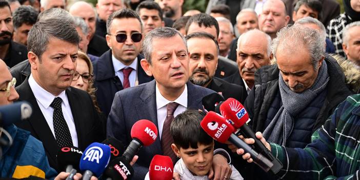 Özel Ege'deki depremlerle ilgili konuştu: Türkiye'de devlet hiçbir şey yokmuş gibi davranıyor