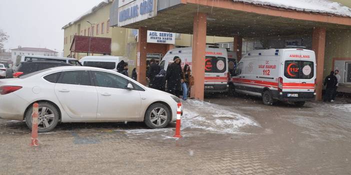 Okulda toplu gıda zehirlenmesi şüphesi: 34 öğrenci hastaneye kaldırıldı