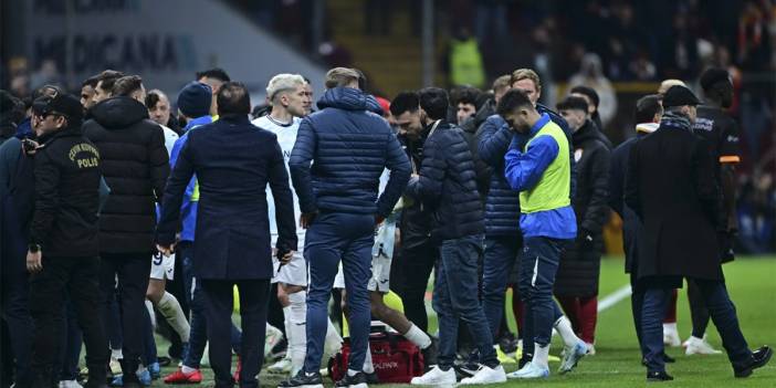 Sahadan çekilmenin faturası ağır oldu: PFDK'dan Adana Demirspor'a ceza yağdı