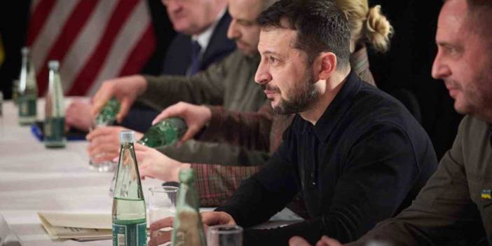 Zelenskiy'den 'Avrupa ordusu' teklifi... Polonya'dan jet cevap: Ulusal ordular birleşmeyecek