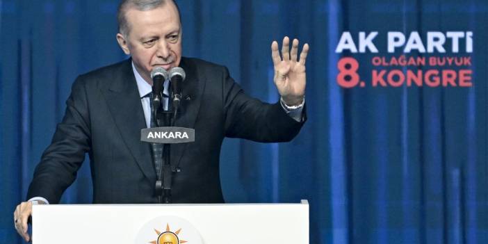 Erdoğan dokuzuncu kez AK Parti genel başkanı seçildi