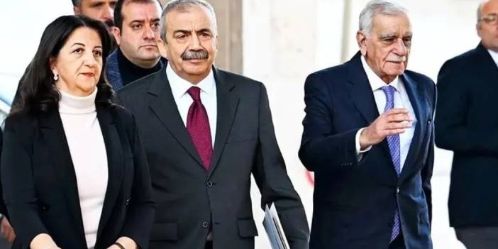 Bakanlıktan üçüncü ziyarete onay... DEM Heyeti İmralı'ya Öcalan'ın mesajını almaya gidiyor