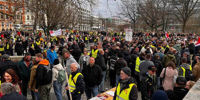 Almanya’da kamu çalışanları grevde