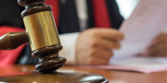 Taciz iddiasıyla yargılanan şube müdürüne hapis cezası