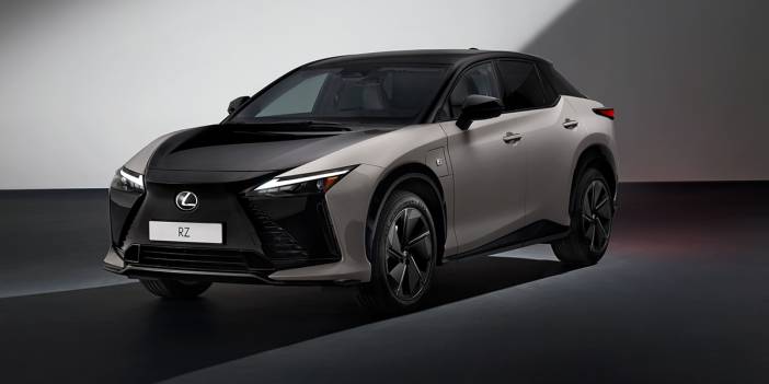 2026 Lexus RZ550e F Sport: Pist için mi şehir için mi?