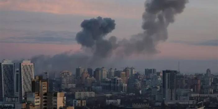 Rusya’dan Ukrayna'ya füze saldırısı: 14 kişi hayatını kaybetti