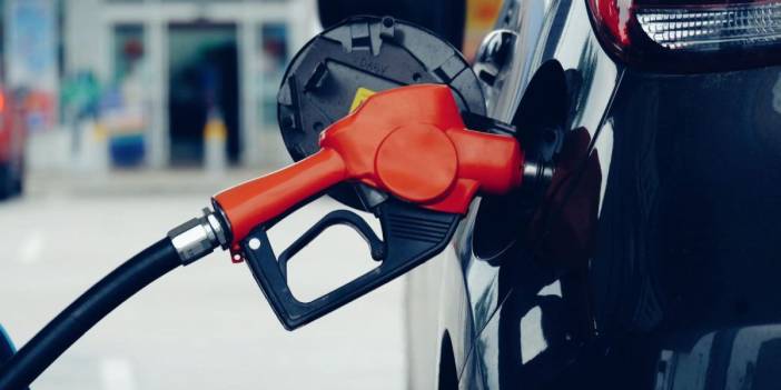 Motorinin ardından benzine de indirim geldi