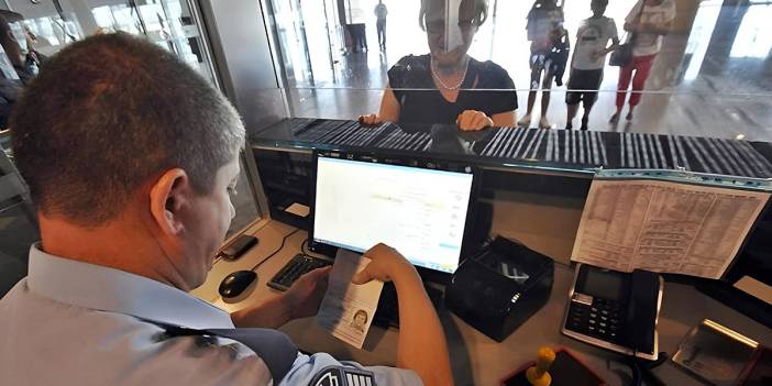 Vize muafiyetinden Türkiye yararlanamadı: 75 ülkeye vizesiz seyahat izni! O ülke turizmde atağa kalkıyor