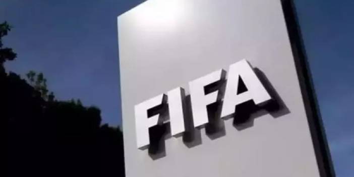 FIFA Süper Lig ekibine 3 dönem transfer yasağı verdi