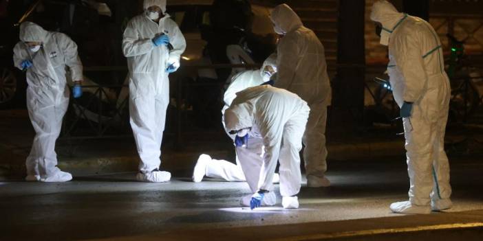 Yunanistan Atina’da demir yolu şirketi önünde şüpheli çanta patladı: Güvenlik önlemleri arttırıldı