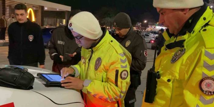 Ehliyetsiz kullanılan araca dev para cezası! Sadece sürücü değil, araç sahibi de yandı