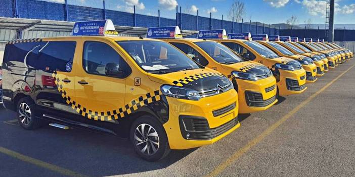 İstanbul'da bir ilk: Cep telefonunuzdan taksi çağırmak artık daha kolay! İBB'den sürpriz taksi uygulaması kararı