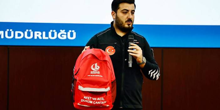Uzmanından deprem çantası uyarısı: İlk 72 saate göre hazırlayın! Toplanma alanlarını öğrenin, evde tatbikat yapın