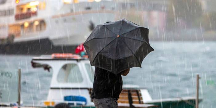 Meteoroloji'den 'sarı' kodlu uyarı: Sağanak ve fırtına etkili olacak