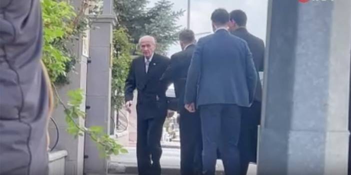 Bahçeli, Erdoğan görüşmesi öncesi konutuna geldi