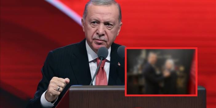 Siyasette bomba gelişme: Erdoğan'ın eski iki numarasının ilk eşi CHP saflarına katıldı! Rozeti bizzat Özgür Özel taktı