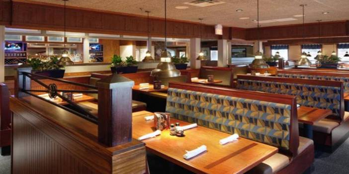 Bir dev daha çöküşün eşiğinde: Ünlü restoran zinciri iflas bayrağını çekti! 18 şubesi apar topar kapatılacak